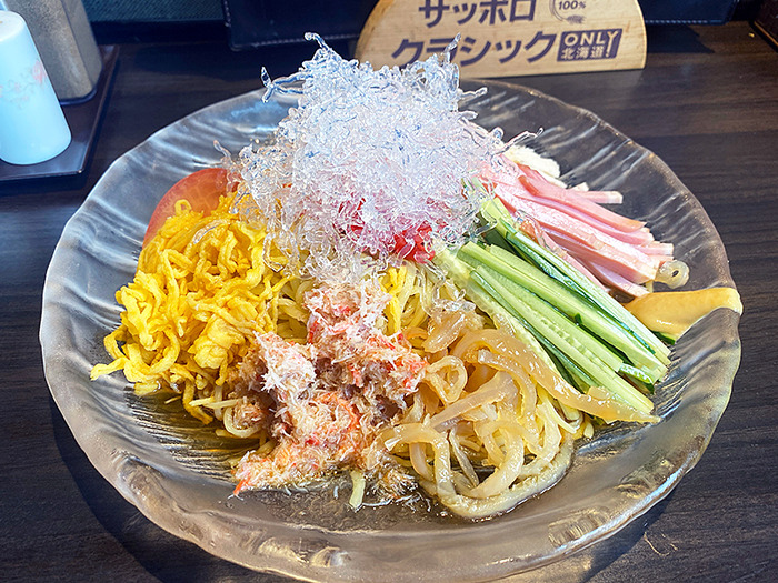 夏が来れば思い出す「中華レストラン 杏梨」の冷やし中華と遠い空