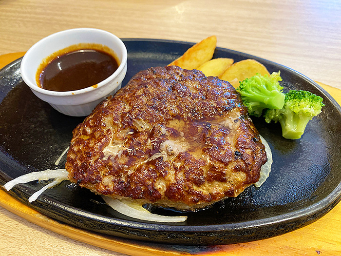 ランチは平日のみって覚えておけい！「ヴィクトリアステーション 函館昭和店」