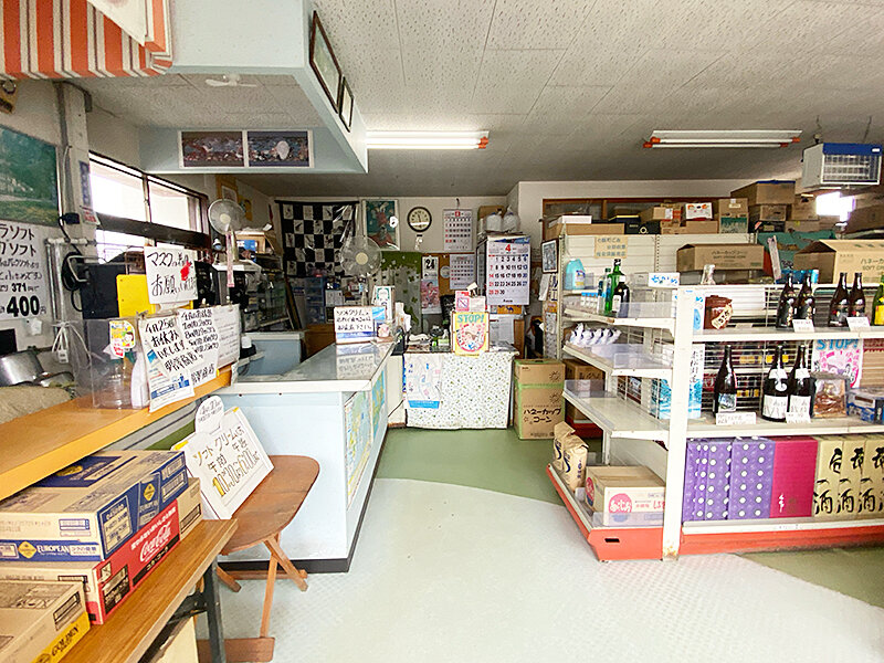 道南で1番大きい8段ソフトクリーム！七飯町大川「野澤商店」 : あなた