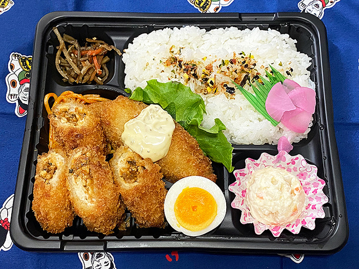 函館市役所の地下にある「やまいち食堂」はお弁当天国（まかりおにぎりもあるよ！）