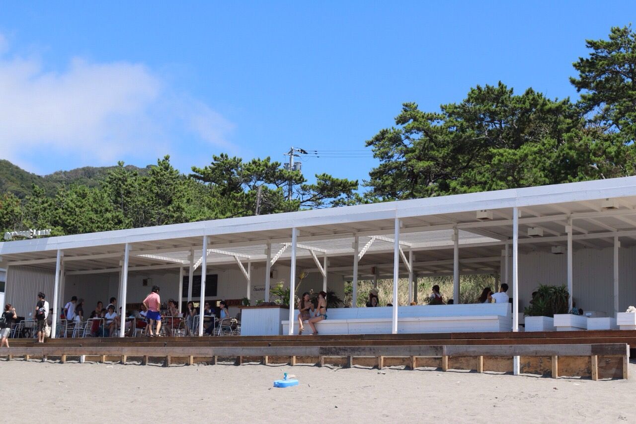 いざ オトナの海 葉山 一色海岸 へ コレカラ