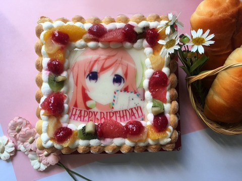 ごちうさ 公式もモカさんのお誕生日をケーキでお祝いしているぞ もゆげん 萌癒元