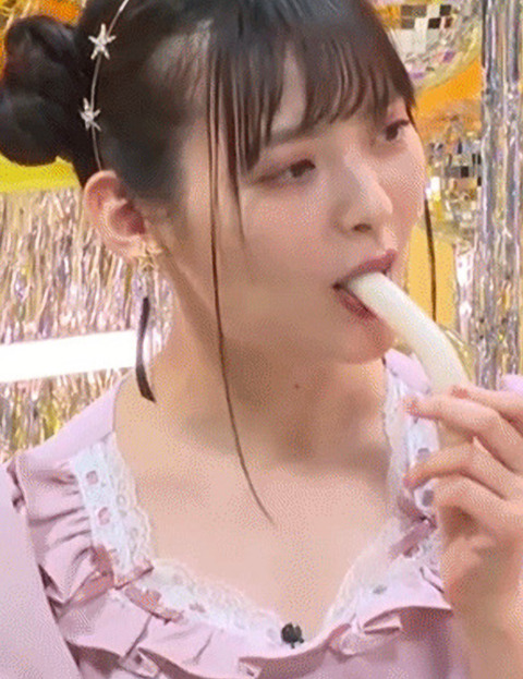 Gifあり 声優 上坂すみれさんのソーセージの食べ方がh過ぎるｗｗｗｗｗｗｗ もゆげん 萌癒元