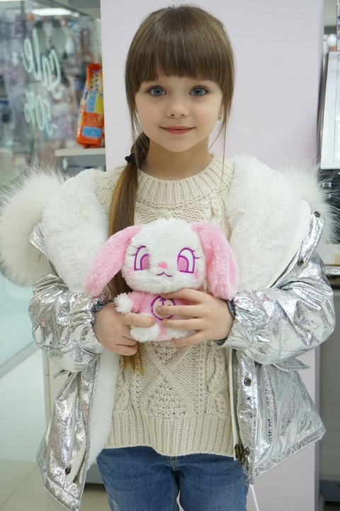 【画像】世界一の美少女 ロシアのアナスタシアちゃん(6)