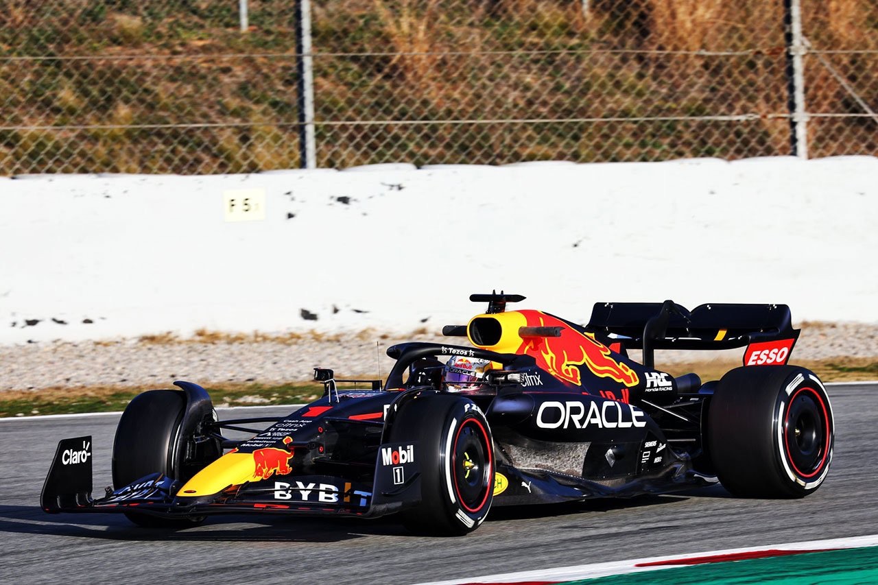 2022新車をみる レッドブルRB18 : F1 えきぞーすとのーと