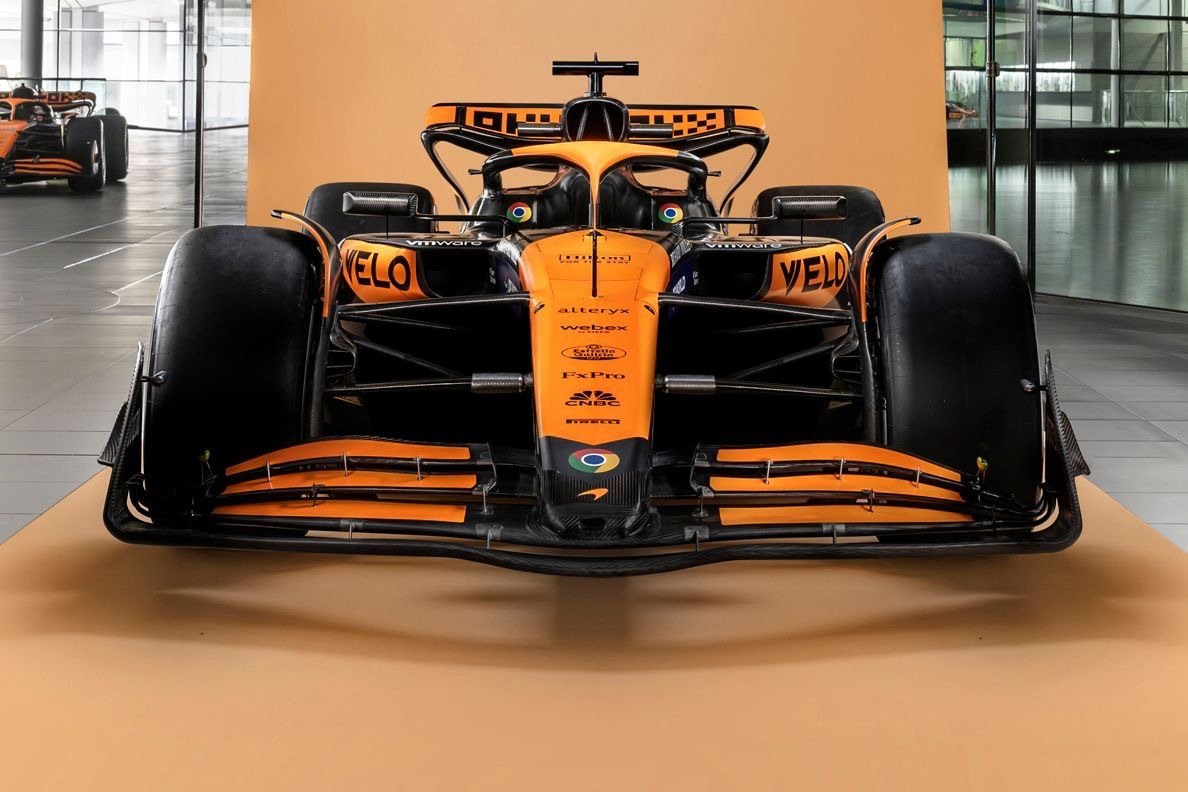 2021年2022年　F1鈴鹿サーキット　限定　レッドブル　ミニカー　マックス 2021年2022年 F1鈴鹿サーキット 限定 レッドブル ミニカー マックス