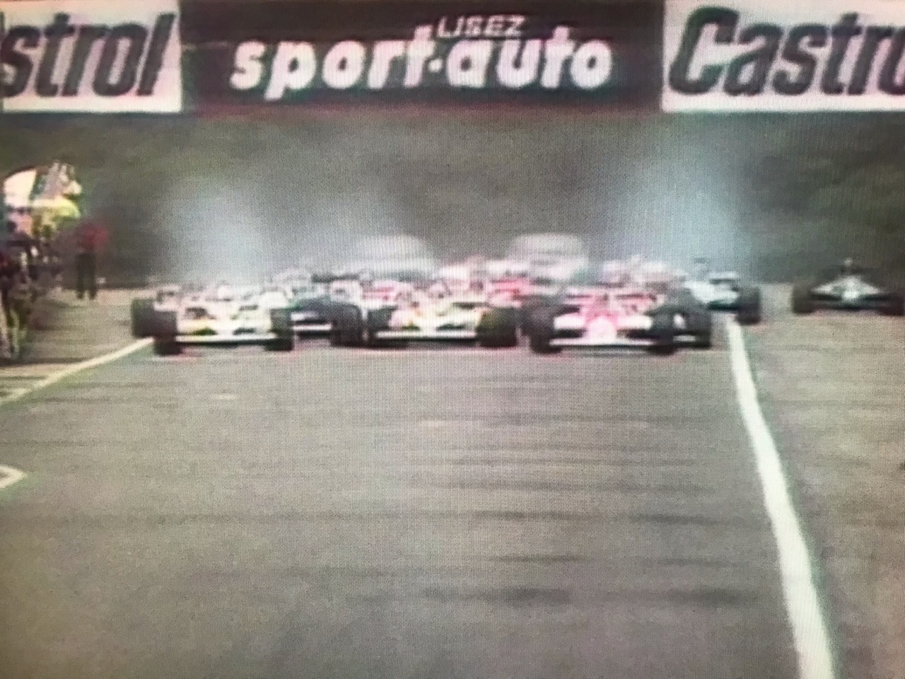 過去のレースを振り返る 1981年フランスGP : F1 えきぞーすとのーと