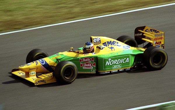 即乗り！可動範囲拡がるBenettonフォーミュラー1