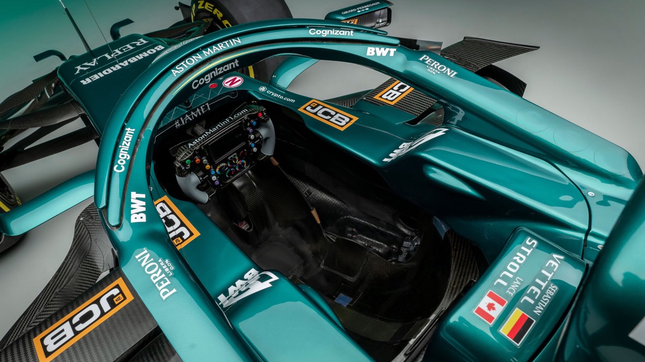 日本未発売　ビッグスケールF1コレクション　アストンマーティン AMR21 日本未発売 ビッグスケールF1コレクション アストンマーティン