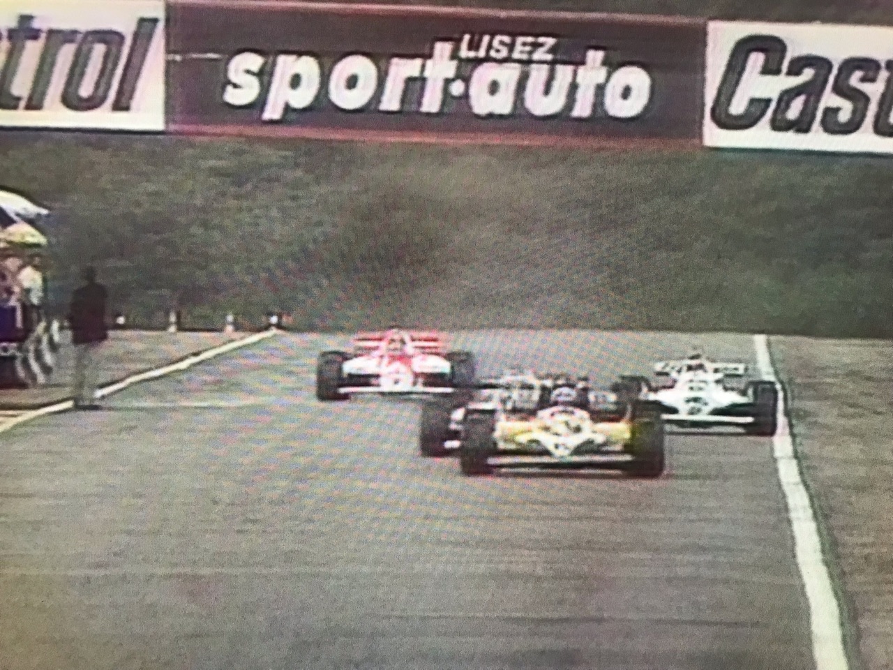 過去のレースを振り返る 1981年フランスGP : F1 えきぞーすとのーと