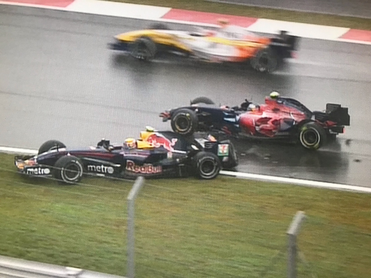 過去のレースを振り返る 2007年日本GP : F1 えきぞーすとのーと 過去のレースを振り返る 2007年日本GP : F1 えきぞーすとのーと