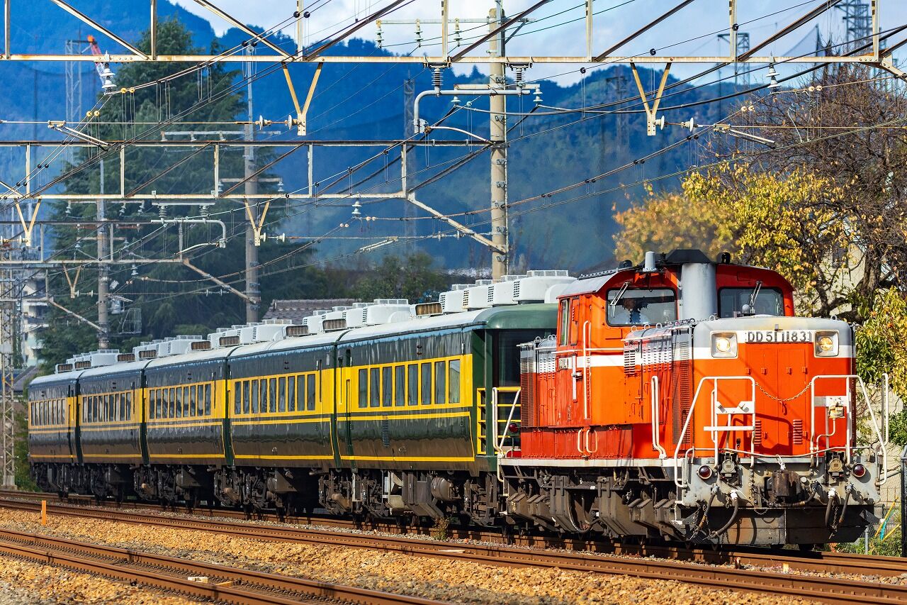 DD51-1183＋サロンカーなにわ 米原訓練を撮影 : R-STATIONぶろぐ