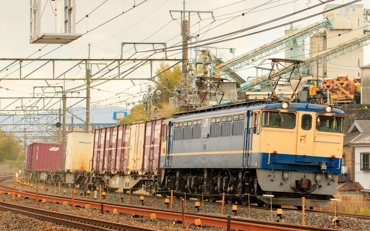 Ef65 2101牽引 5087レを大津 膳所にて撮影 R Stationぶろぐ Ef65 2101牽引 5087レを大津 膳所にて撮影 R Stationぶろぐ