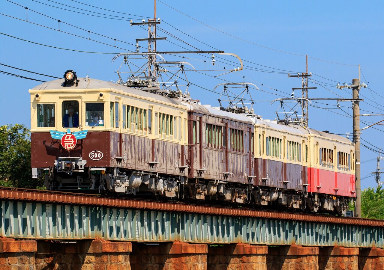 高松琴平電鉄 ことでんレトロ電車特別運行を円座 一宮にて撮影 時刻付 R Stationぶろぐ