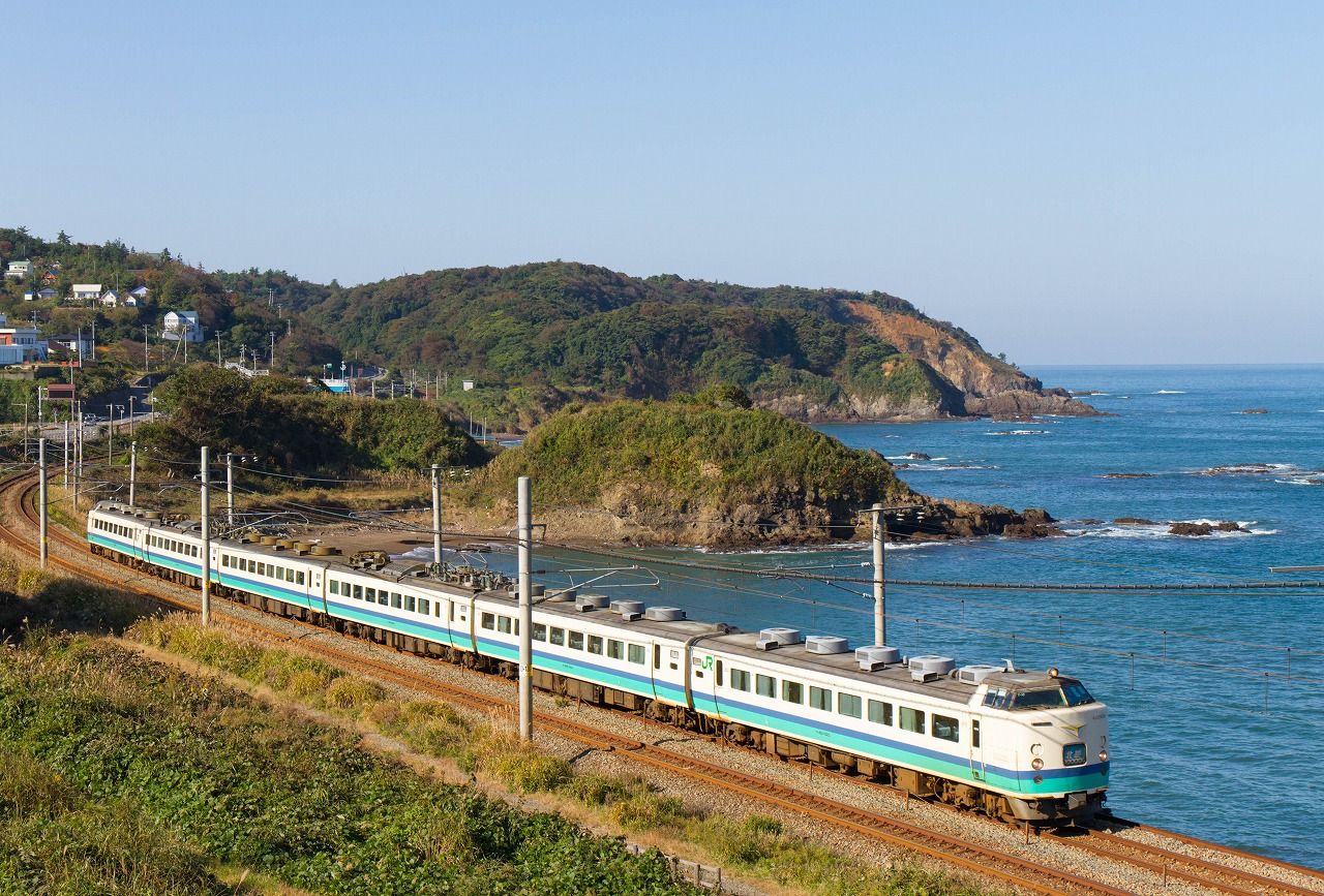 R-STATIONぶろぐ
鯨波にて485系T13編成北越号、EF81牽引貨物等を撮影
コメントトラックバック