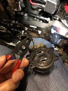 r04.10.5⑦メインスイッチ