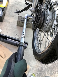 r02.3.9⑮タイヤ交換