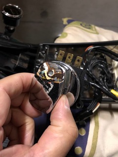 r04.10.5⑥メインスイッチ