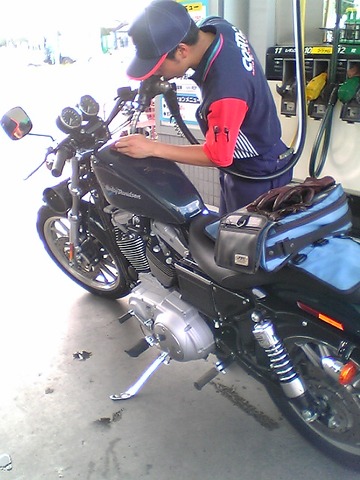 HD_XL1200C