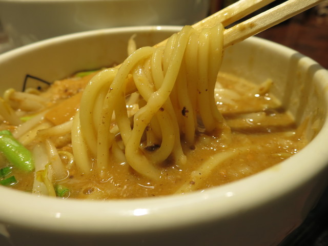 Miso Noodle Spot 角栄 代々木 濃厚味噌つけ あじ玉 楽しく飲んで食べましょう ﾀﾏﾆﾊｼﾘﾏｼｮｳ