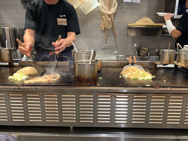 長田本庄軒 エキュート立川エキナカeast店 立川 ぼっかけ焼きそば 白飯セット 楽しく飲んで食べましょう タマニハシリマショウ 長田本庄軒 エキュート立川エキナカeast店 立川 ぼっかけ焼きそば 白飯セット 楽しく飲んで食べましょう タマニハシリマショウ