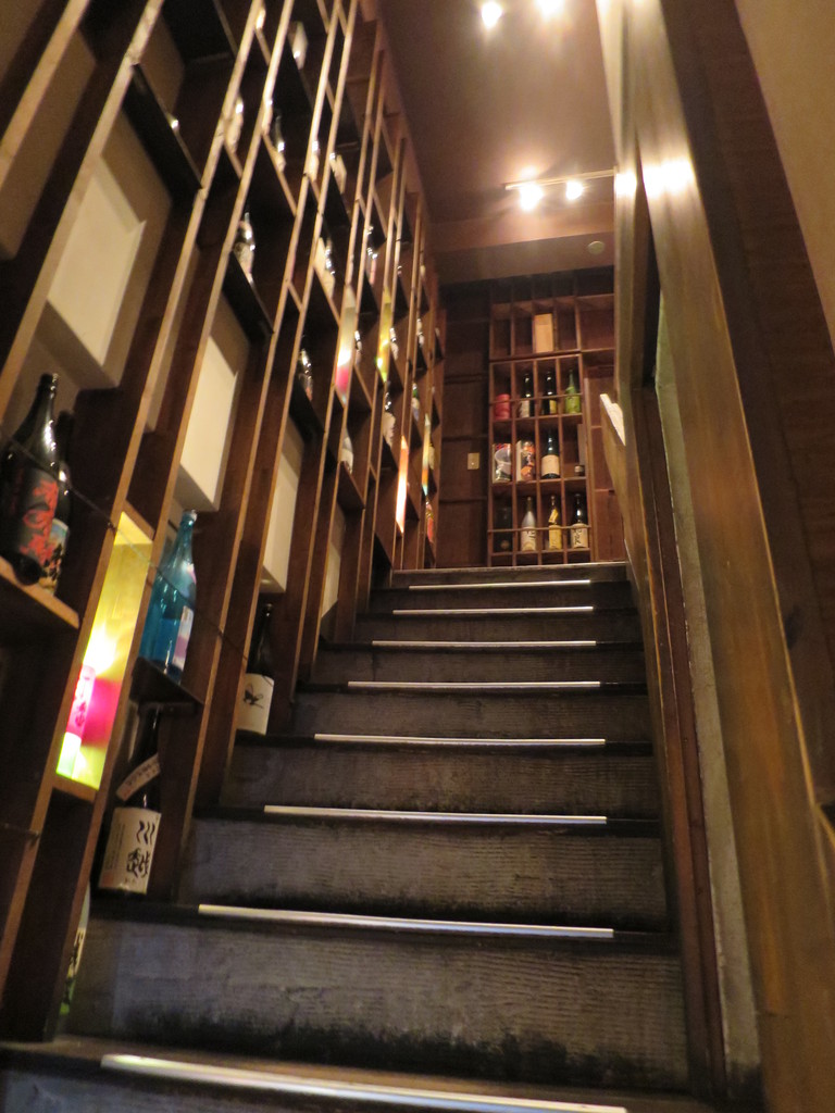 灯ノ番 茅場町 旨肉宴会 楽しく飲んで食べましょう ﾀﾏﾆﾊｼﾘﾏｼｮｳ