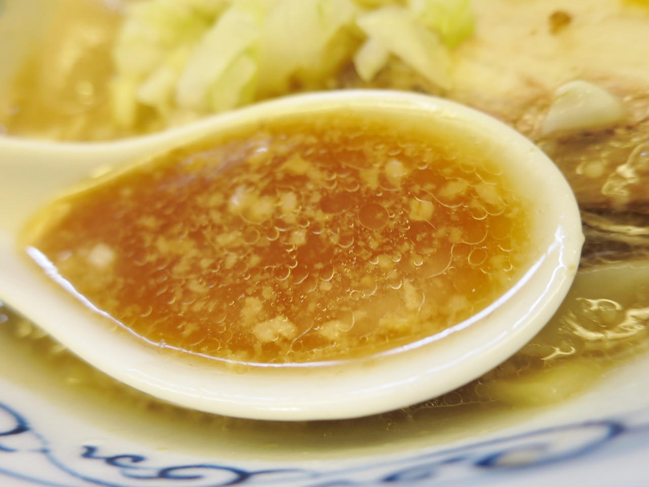 ラーメン二葉 荻窪 背脂煮干ラーメン 楽しく飲んで食べましょう ﾀﾏﾆﾊｼﾘﾏｼｮｳ