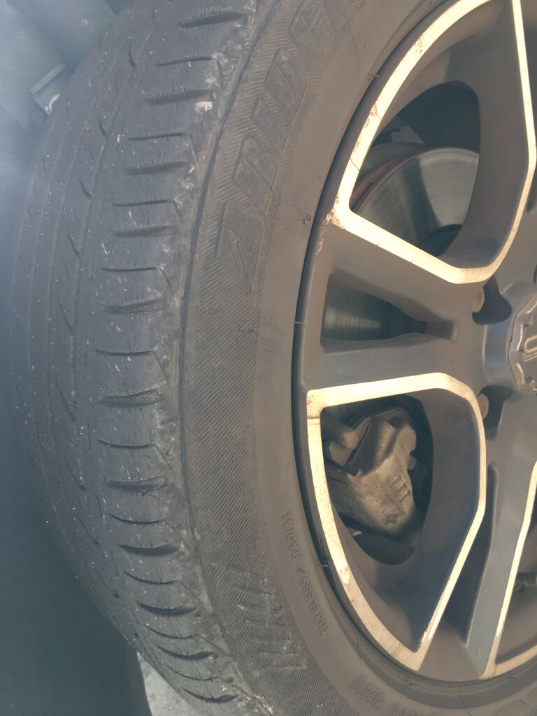 車維持 タイヤ交換その1 酒と泪と肴と酒場