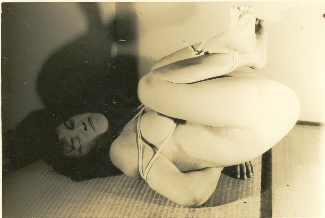 ズロース緊縛  in 1951-'75