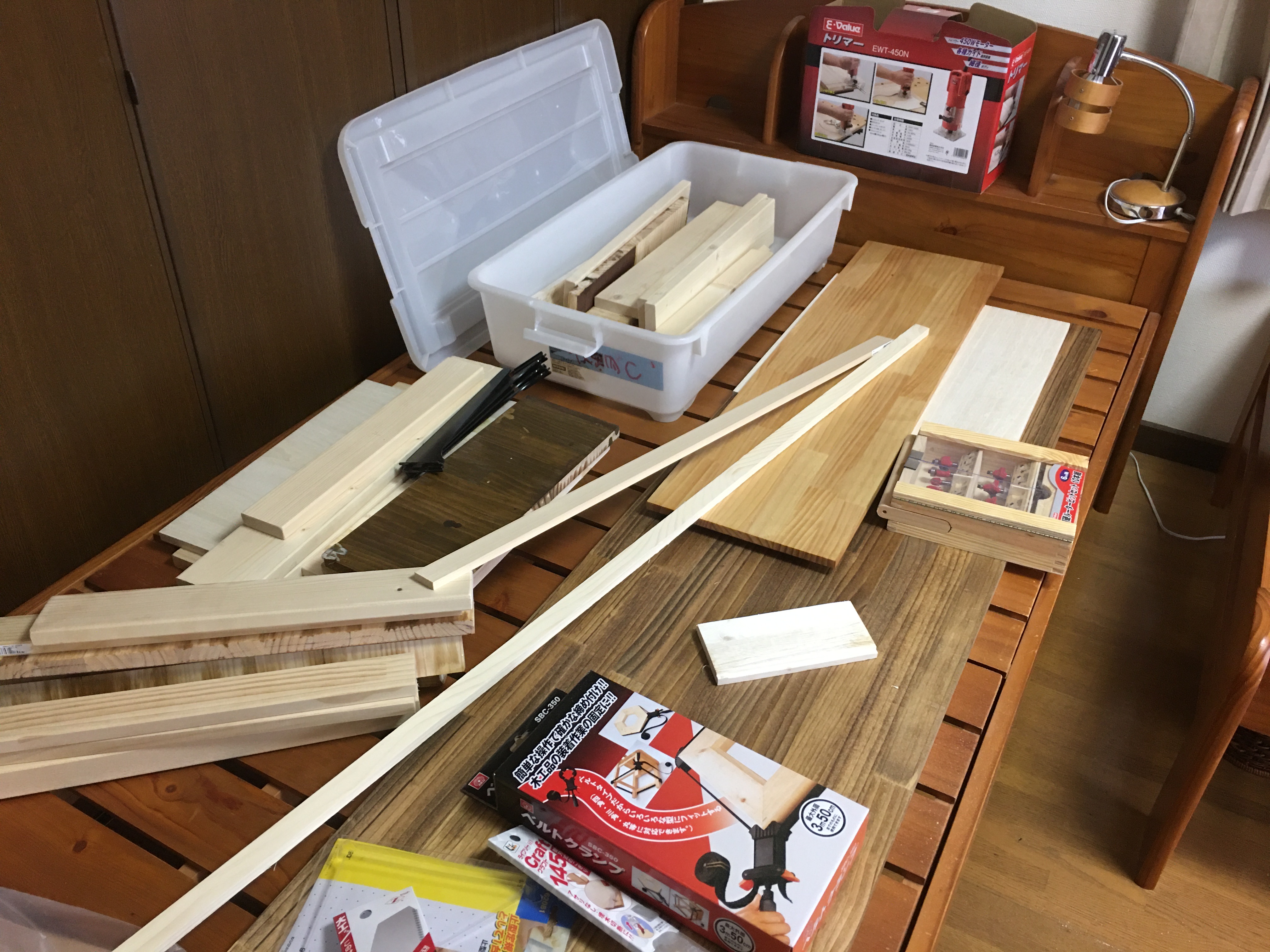 Diy 額縁をトリマーで作ってみた とっちゃんnature