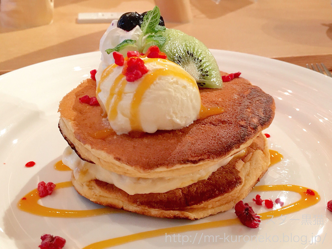 木と水と土と 表参道 季節限定 アプリコットのパンケーキ ミスター黒猫のカフェめぐり パンケーキを日本一実食