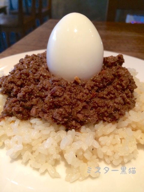 Hagi Cafe ハギカフェ 千駄木 半熟卵のキーマカレー ミスター黒猫のカフェめぐり パンケーキを日本一実食 Hagi Cafe ハギカフェ 千駄木 半熟卵のキーマカレー ミスター黒猫のカフェめぐり パンケーキを日本一実食