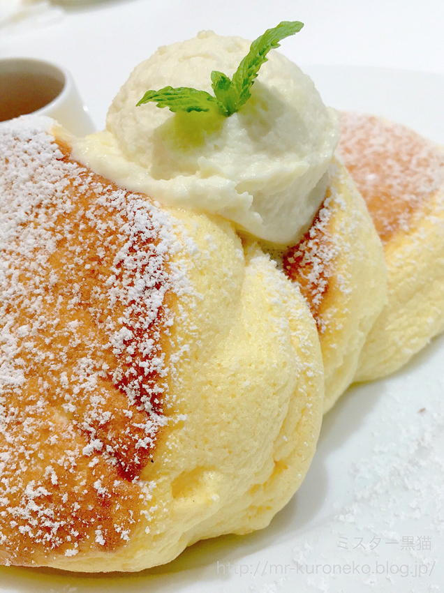 幸せのパンケーキ 【表参道】幸せのパンケーキ マヌカハニーのホイップ