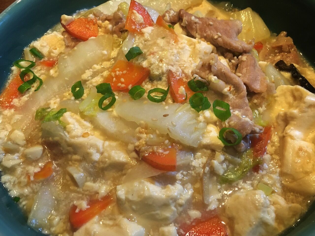 豆腐と野菜と肉でなんとなく中華風 はらがへってもいくさはするな 豆腐と野菜と肉でなんとなく中華風 はらがへってもいくさはするな