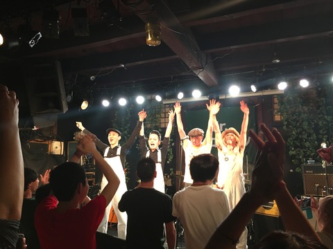 E2DDA5E0-600A-4876-8E27-933723586AD1