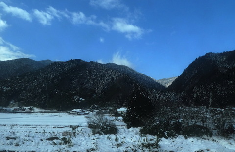 ③伯備線車窓雪景色