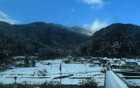 ④伯備線車窓雪景色