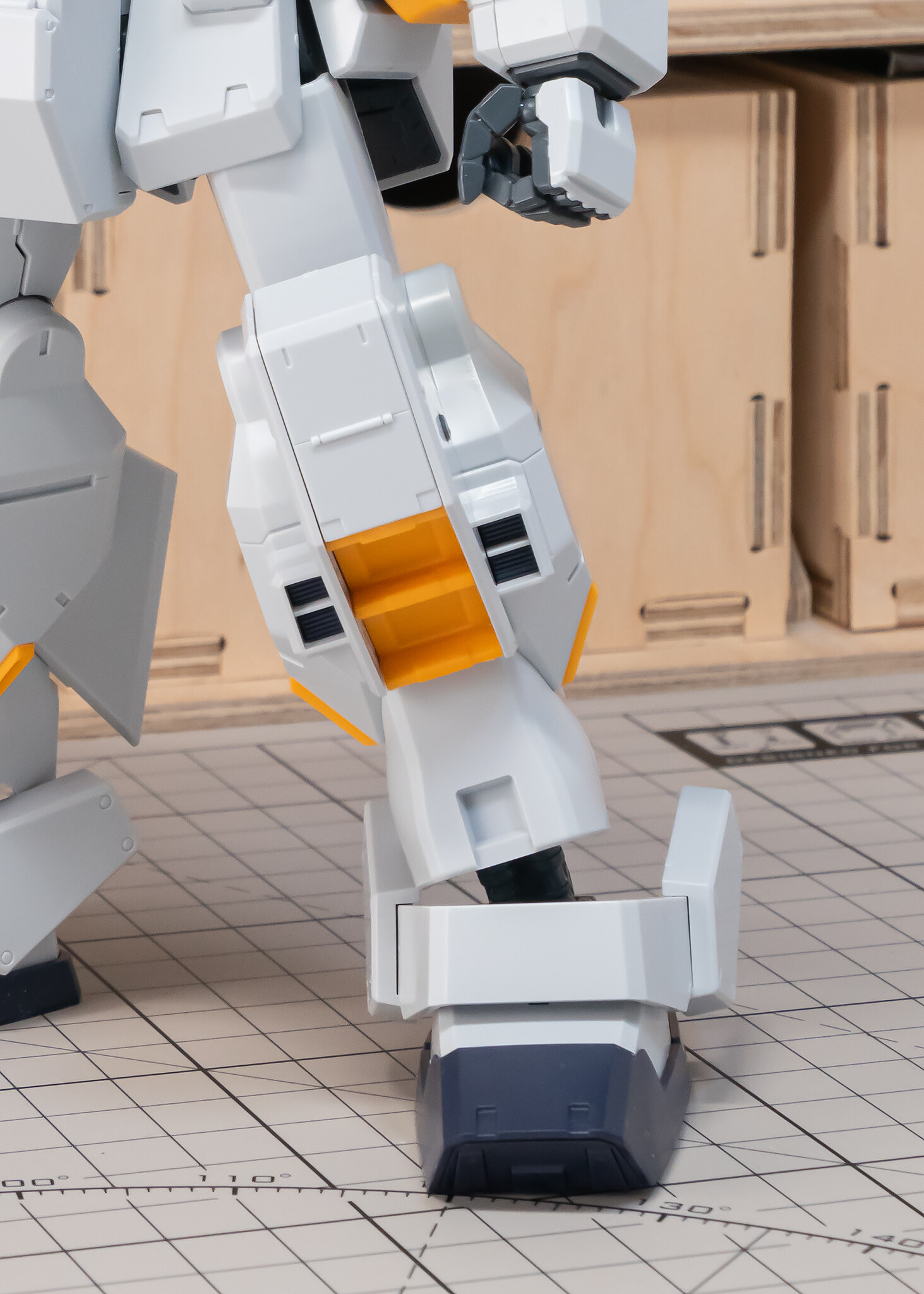 MG ヘイズル改 制作3／スタイル調整（アンクルガード・つま先