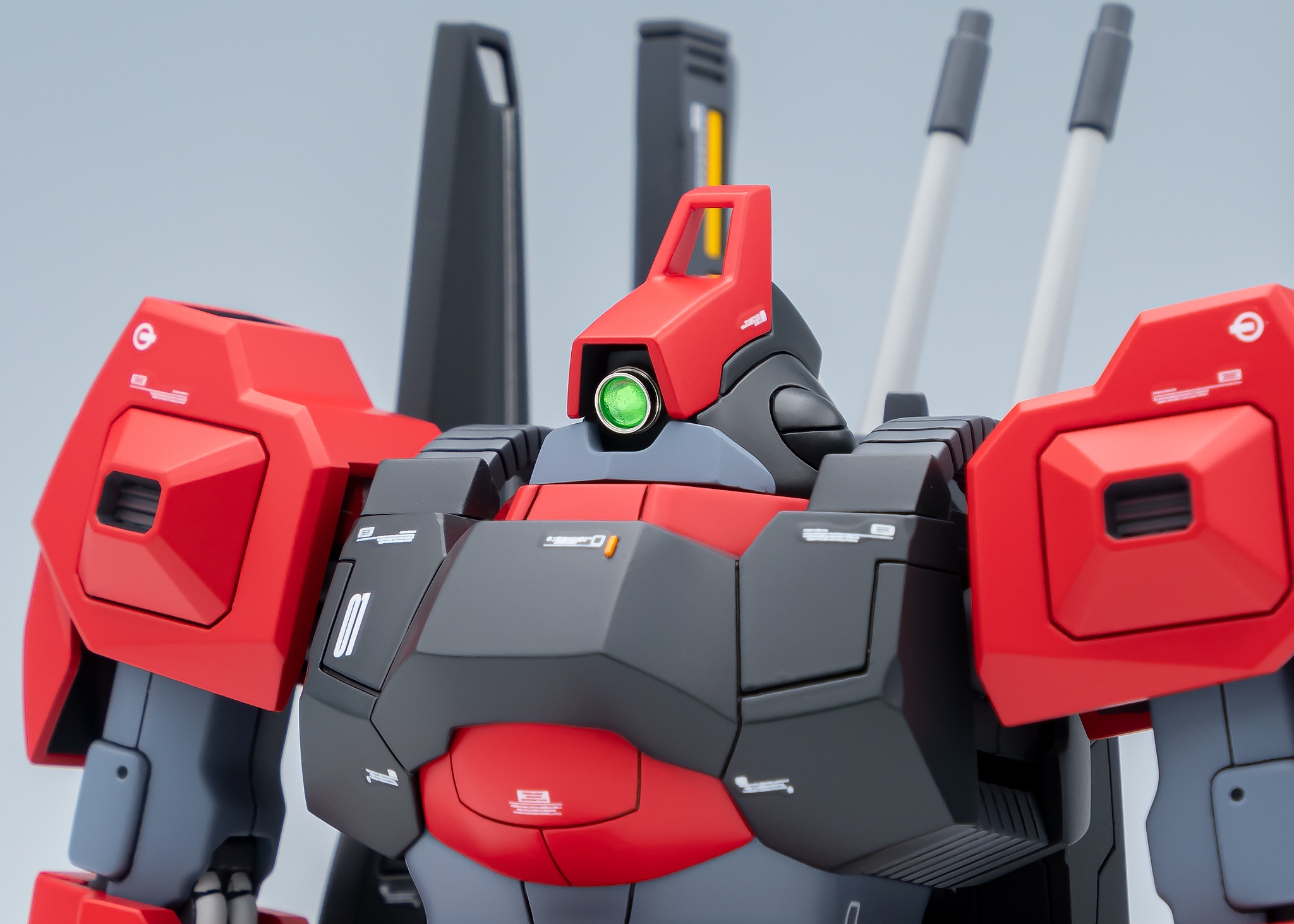 人気急上昇】 ガンプラ MG 100 RMS-099 リック ディアス 全塗装完成品