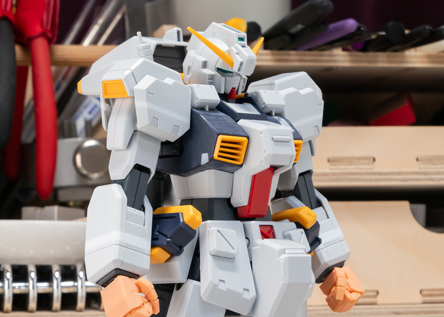 MG ヘイズル改 制作2／スタイル調整（胸・肩・前腕） : ずっとプラモデル