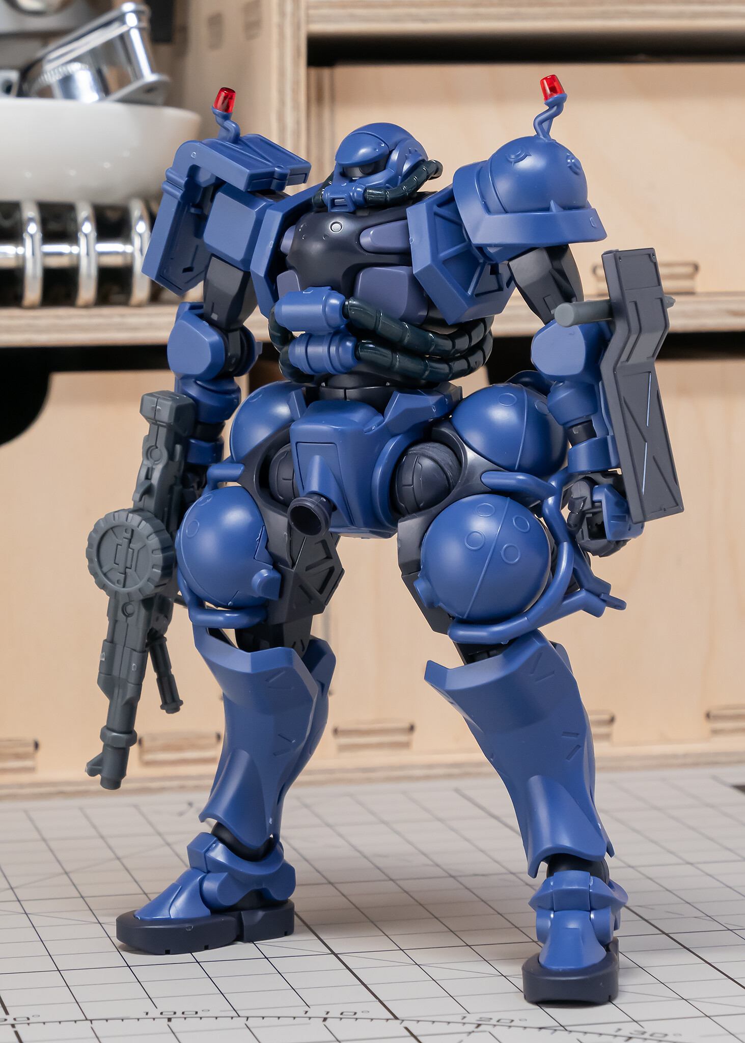 ガンプラ　HG　軍警ザク　制作中 HG 軍警ザク 制作1／仮組み〜改修 : ずっとプラモデル