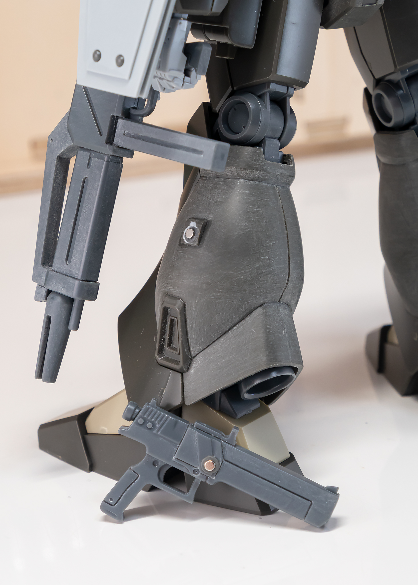 Hguc ジェガン エコーズ仕様 コンロイ機 製作2 ショートシールド バズーカマウントパーツの自作等 ずっとガンプラ