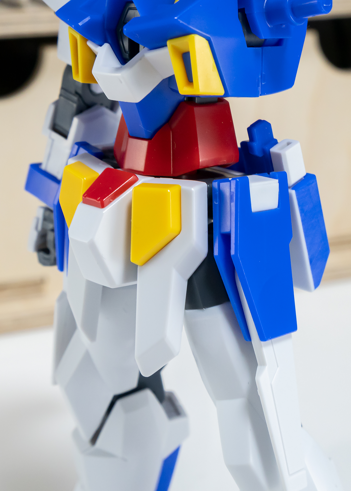 HGAGE ガンダムAGE-2ノーマル製作3／サイドアーマーのポリキャップ隠し、太もも延長 : ずっとプラモデル