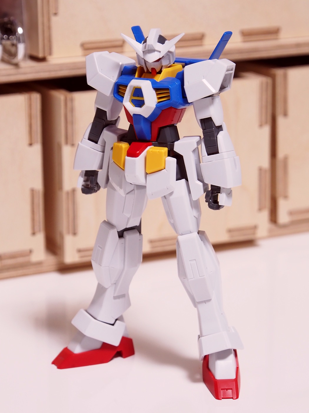 HGAGE ガンダムAGE-1ノーマル製作2／パーツ処理、ハンドパーツ交換