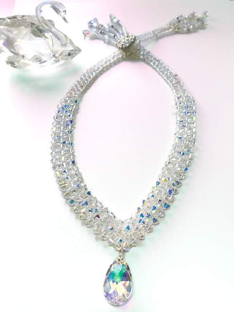 Crystal necklace-iphon-2