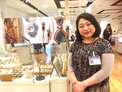 梅田阪急とんぼ玉