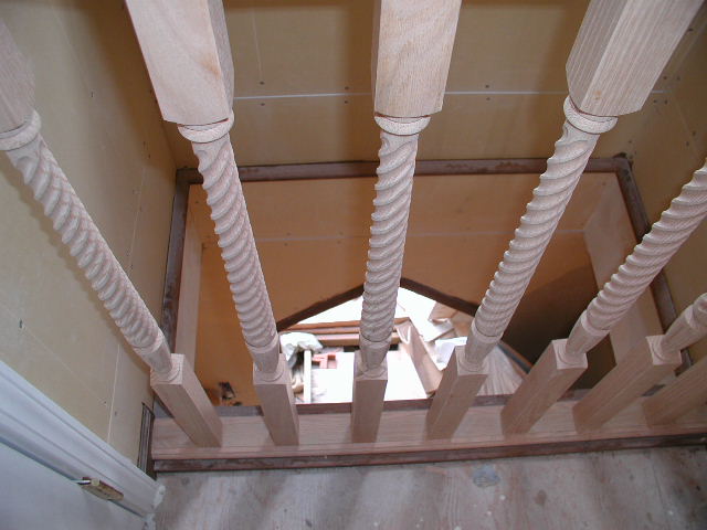 イギリス製親柱のある階段施工例 翔君の輸入住宅