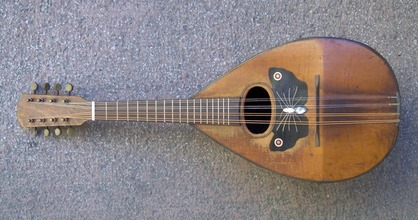 Neapolitan_mandolin_001