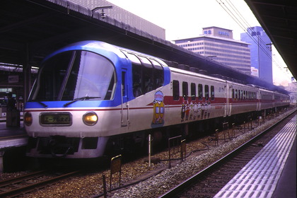 65_199908a3