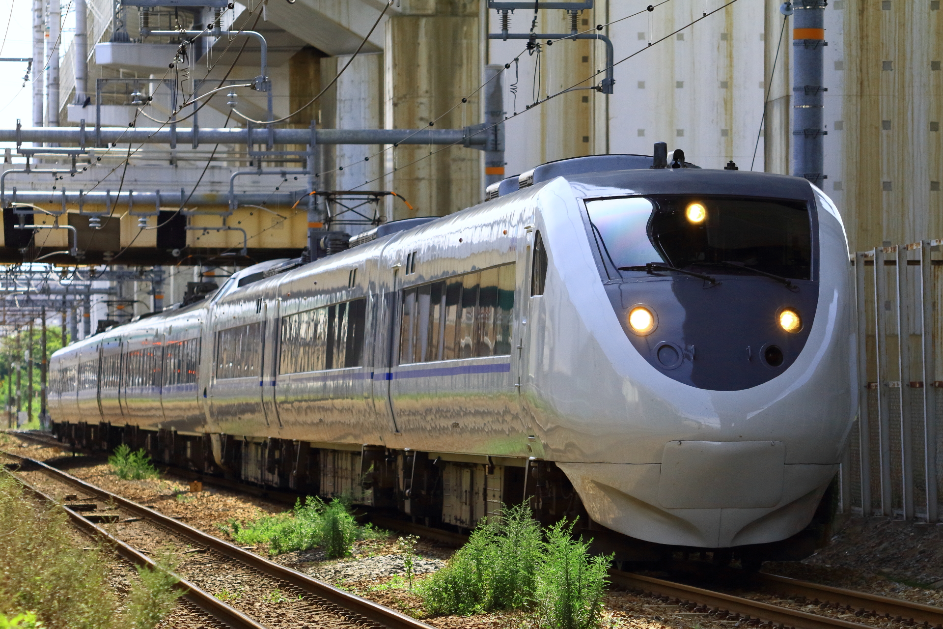 681系「サンダーバード」を見る～元色編成を．その26 : Msykの業務